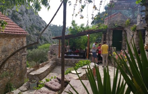 Island Hvar & wine tasting - Exclusive private speedboat tour