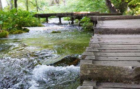 N.P. Plitvice lakes - 16 lakes inter-connected by a series of waterfalls